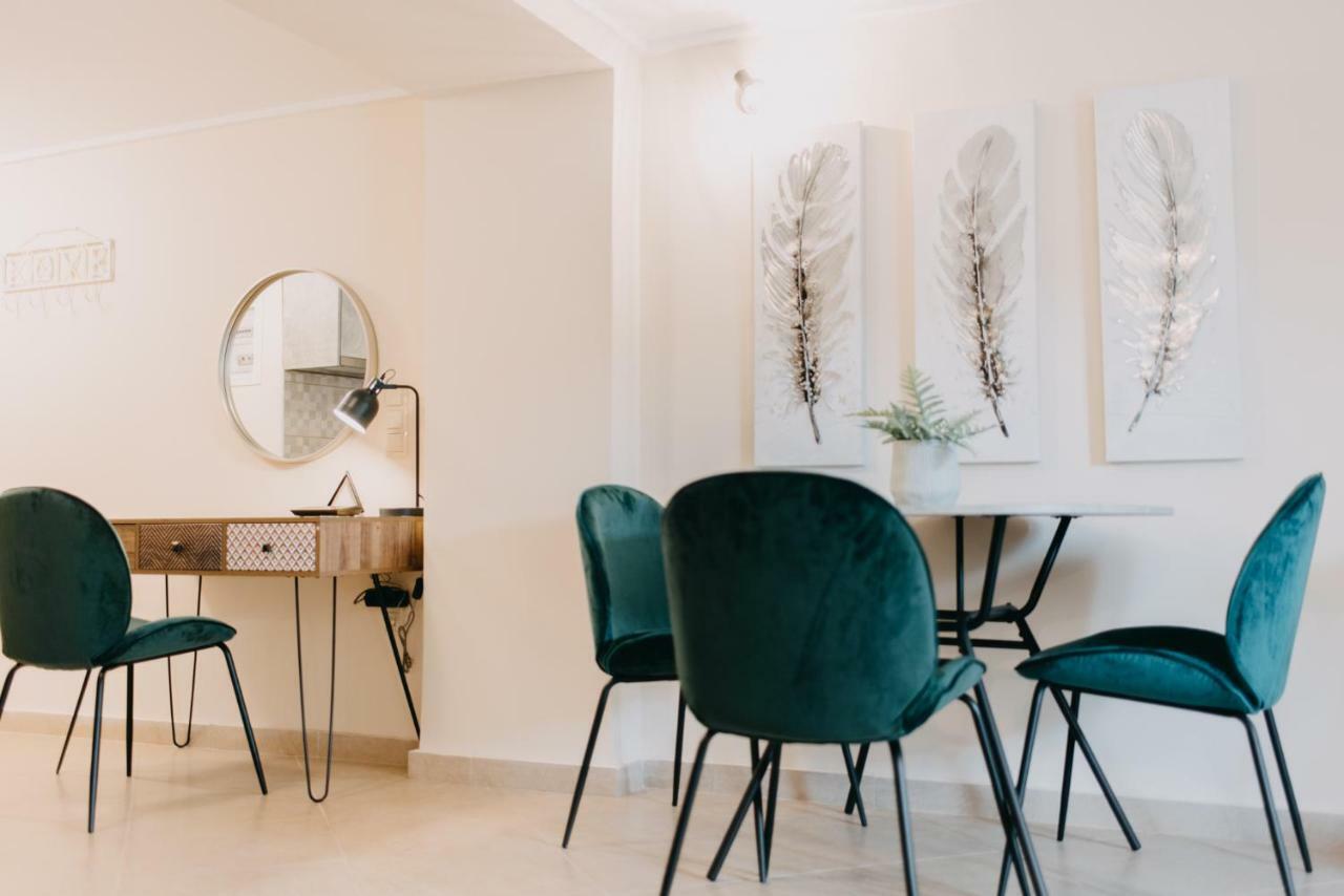 Best House, Central Luxury Apartment, Agiou Nikolaou, Patra 外观 照片